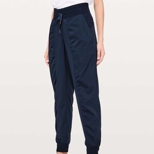 Lululemon Dance Studio MR Pants